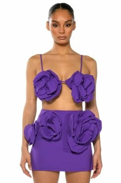 WHAT ITS LIKE FLORAL APPLIQUE MINI SKIRT -AKIRA store danza kuduro mini skirt purple 4 4