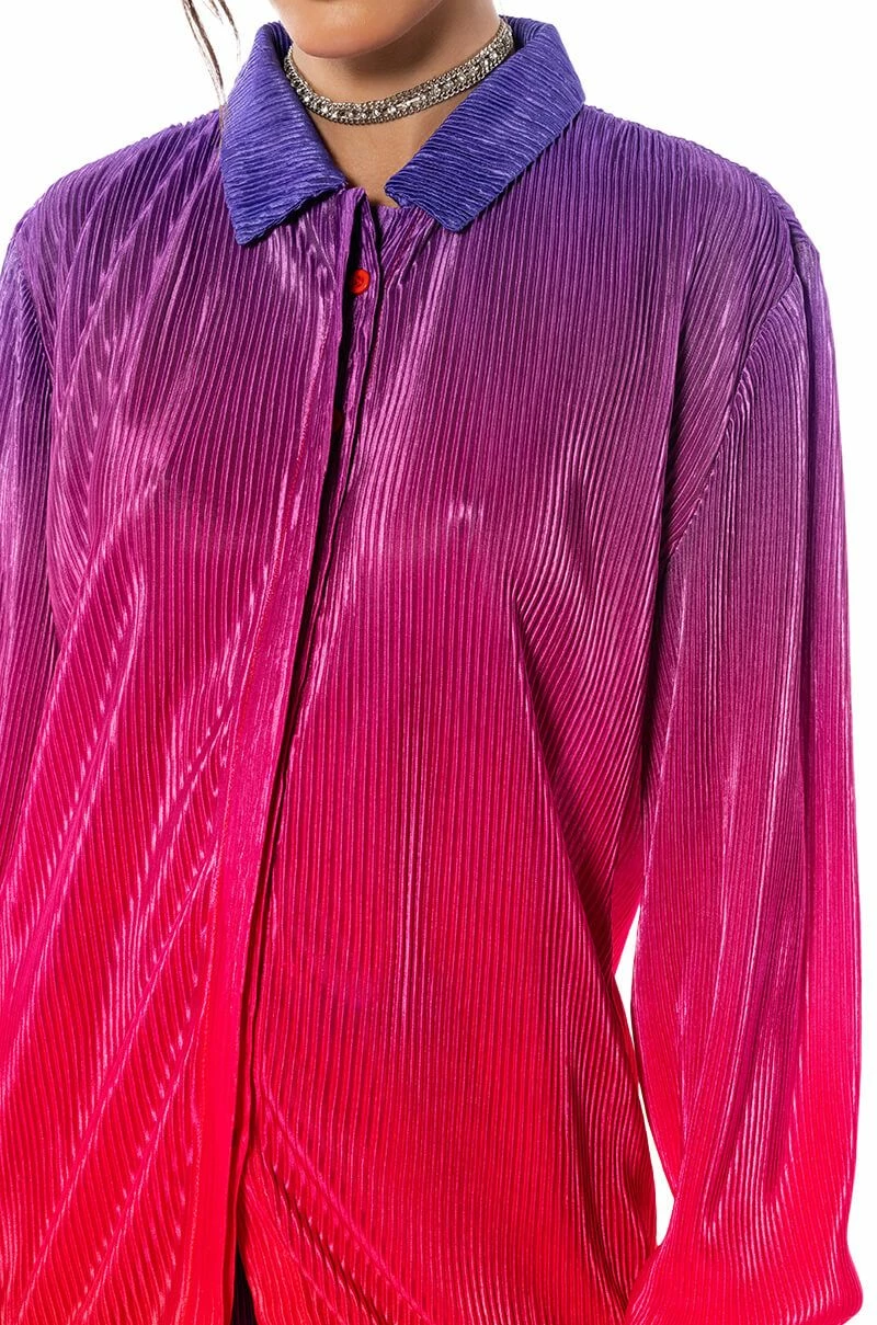 DAY TO NIGHT PLEATED SATIN BUTTON DOWN IN RED MULTI 8 DAY TO NIGHT PLEATED SATIN BUTTON DOWN IN RED MULTI - Image 8
