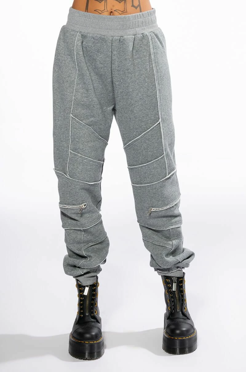 EFFORTLESS OVERSIZED JOGGER - Image 3