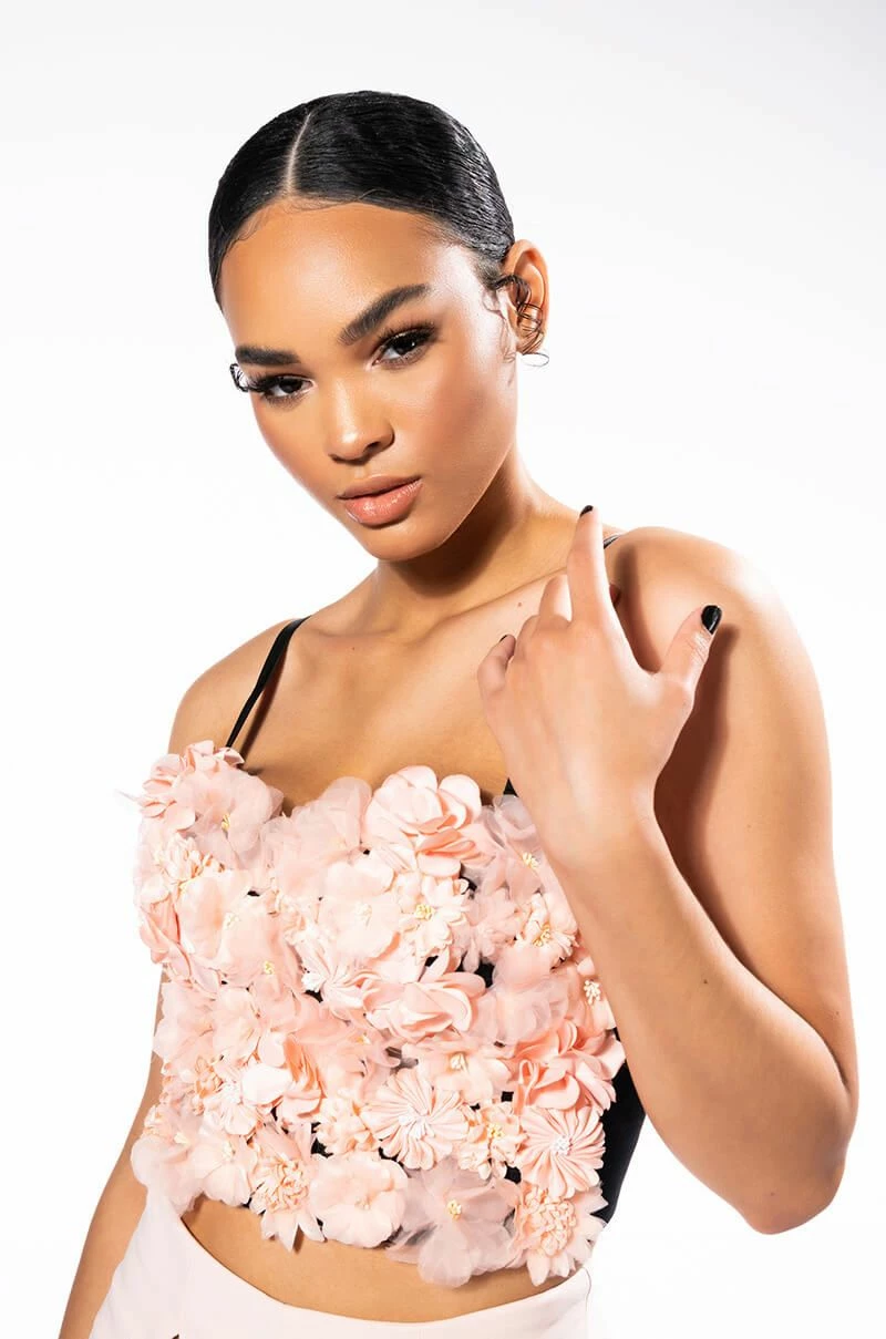 FULL BLOOM FLORAL CROP TOP - Image 2