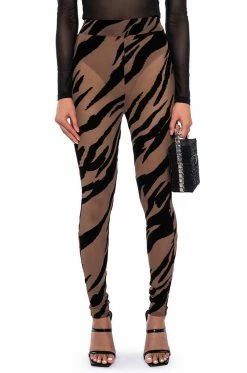 GIRL'S INSTINCT HIGH RISE LEGGING
