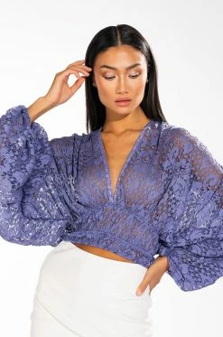 SUMMER DREAMS LACE LONG SLEEVE TOP