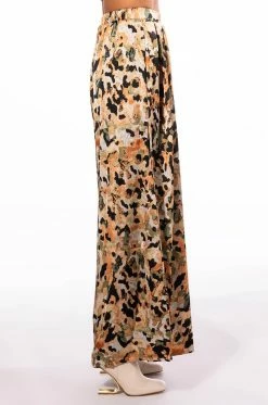SWEET LOVE WIDE PALAZZO PANT 10 SWEET LOVE WIDE PALAZZO PANT -AKIRA store sweet love wide palazzo pant beige multi 4 4 c1 c1 c1