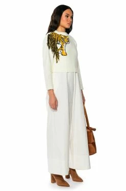TIGER BABY CREW NECK LONG SLEEVE SWEATER -AKIRA store tiger baby crew neck long sleeve sweater ivory multi 4 4